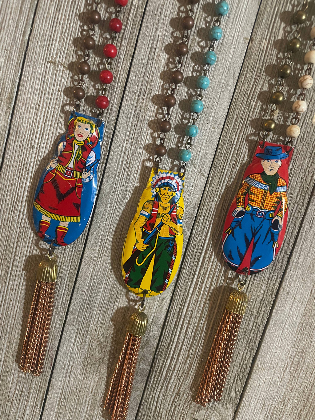 Retro western necklace 
