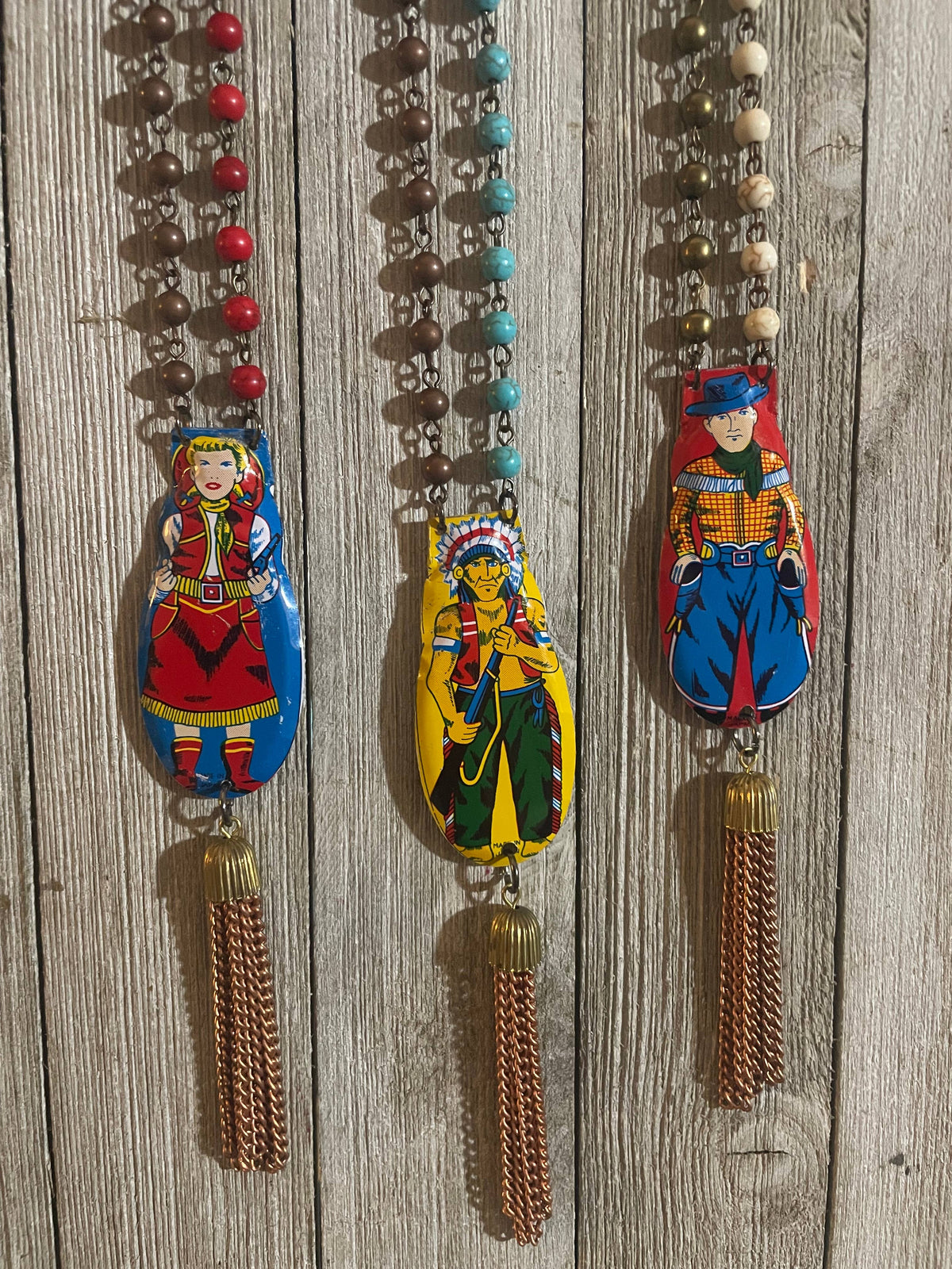 Retro western necklace 